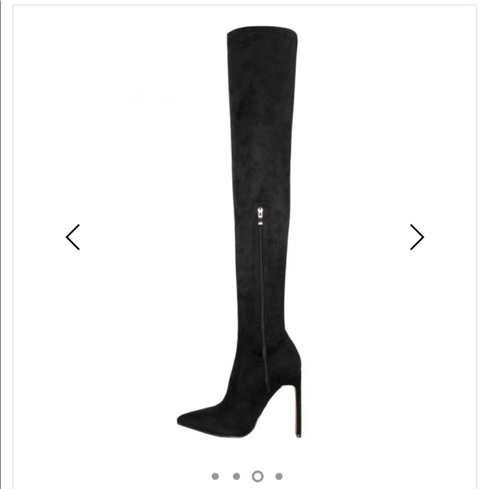 Thigh high black suede heel boots😍NEVER WORN!